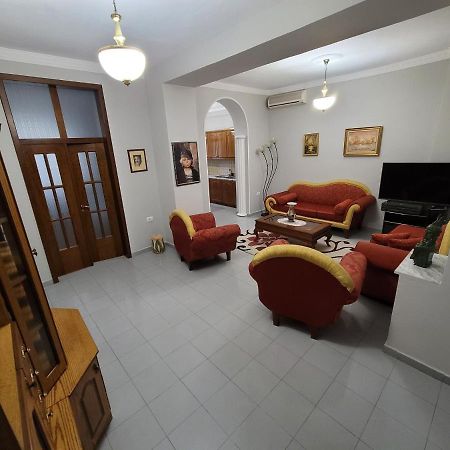 Heart Of Tirana Appartement Buitenkant foto