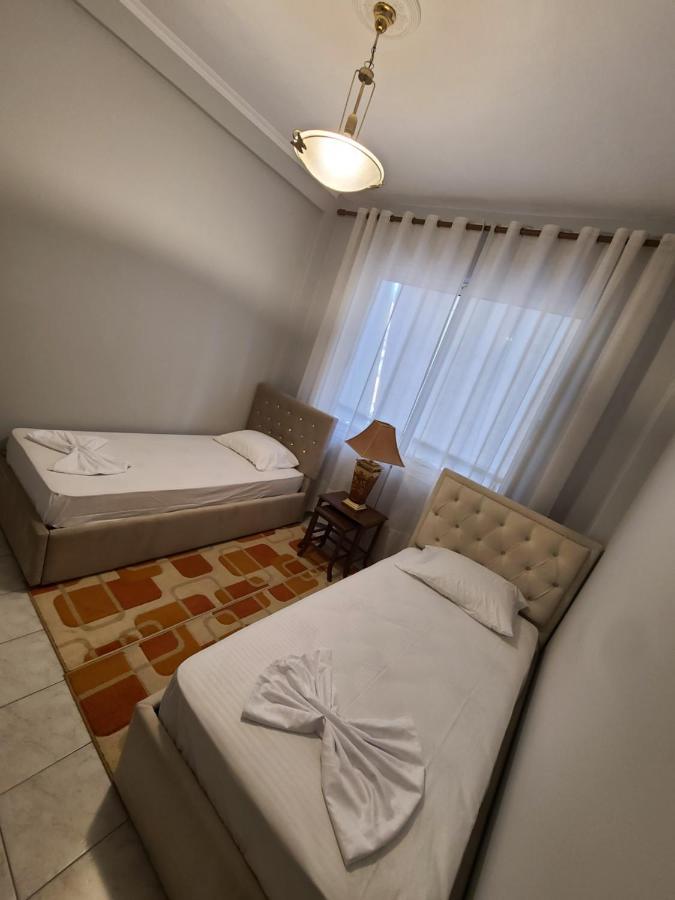 Heart Of Tirana Appartement Buitenkant foto