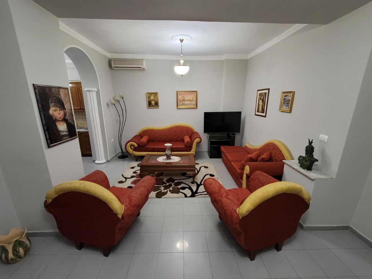 Heart Of Tirana Appartement Buitenkant foto